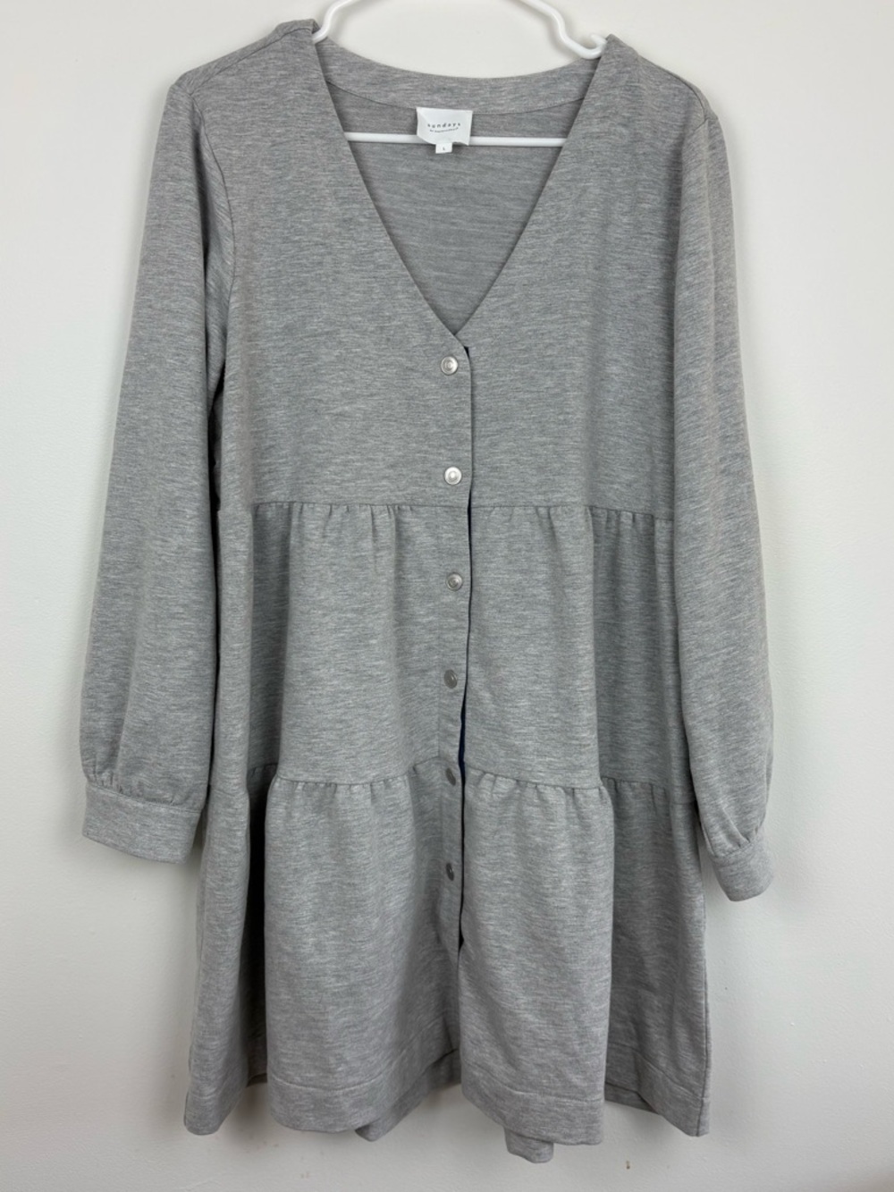 sundays Gray Dakota tiered mini dress babydoll style in EUC size Large